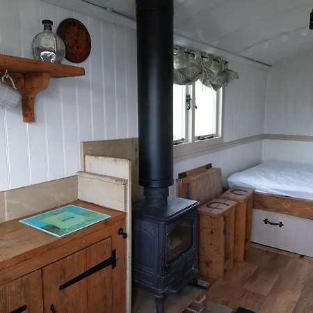 Campingplatz Meadowbeck - Shepherd Huts *