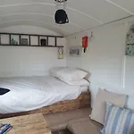 Meadowbeck - Shepherd Huts Fylingdales